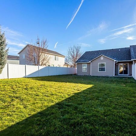 Gray Cloud Townhomes Meridian Exterior photo